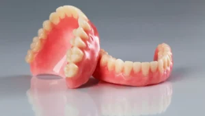Prótese Total Removível (Dentadura):